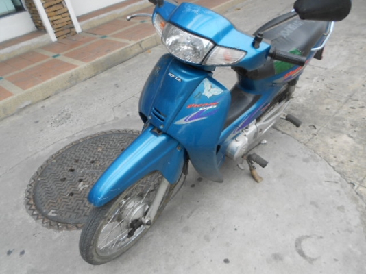 Honda-Dream เครื่องกริ๊บมากครับไม่เยิ้ม ควันไม่ไหล