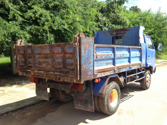 รถ 6 ล้อ ดั้ม ISUZU  NRR 32D 195แรง สภาพสวย พร้อมใช้ จัดไฟแนนท์ได้เลยครับ