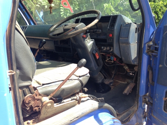 รถ 6 ล้อ ดั้ม ISUZU  NRR 32D 195แรง สภาพสวย พร้อมใช้ จัดไฟแนนท์ได้เลยครับ