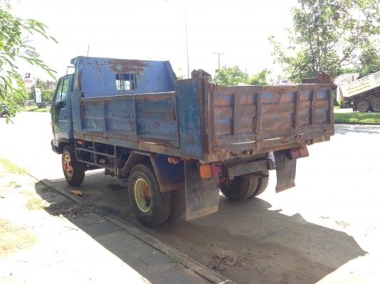 รถ 6 ล้อ ดั้ม ISUZU  NRR 32D 195แรง สภาพสวย พร้อมใช้ จัดไฟแนนท์ได้เลยครับ