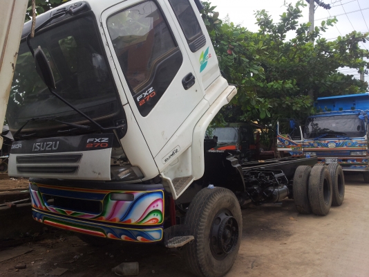 เสี่ยประคองจากนครนายกซื้อไปแล้วครับ ขอขอบคุณทีมงานคุณภาพของพี่เสือครับ ขายสิบล้อร็อกกี้240 FXZ23NFYF หัวขาว วางหัวเดกก้า ปี36 หัวแซสซี เล่มทะเบียนแจ้ง ม.79 ขาย1,090,000บาท 085-7075176 แมน