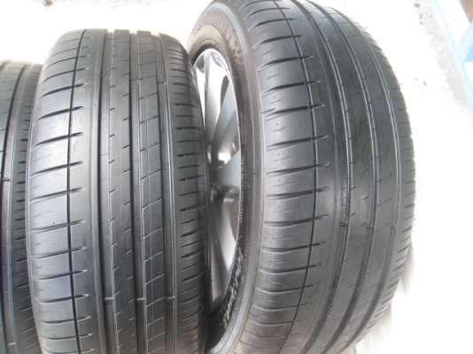 ขายล้อแม็ก Honda civic fb  16"x6.5" et45 5รู114.3 +ยางปี2412 สภาพสวยๆๆครับ ไม่มีคด ไม่มีดุ้งครับ  สนใจติดต่อเล็กคลองสามครับ (081-3747940)