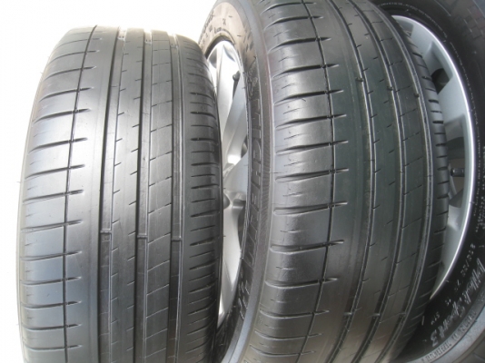 ขายล้อแม็ก Honda civic fb  16"x6.5" et45 5รู114.3 +ยางปี2412 สภาพสวยๆๆครับ ไม่มีคด ไม่มีดุ้งครับ  สนใจติดต่อเล็กคลองสามครับ (081-3747940)