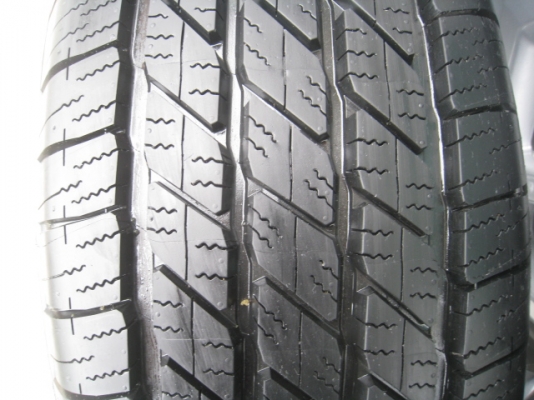 ขายล้อแม็ก Toyota fortuner ป้ายแดง 17"x7.5" et30 6รู139 + ยางปี2613 สภาพสวยครับ ตุ่มหน้ายางยังมองเห็นอยู่ครับ สนใจติดต่อเล็กคลองสามครับ (081-3747940)