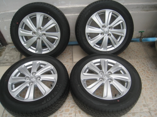 ขายล้อแม็ก Toyota vios ป้ายแดง 15"x5.5" et45 4รู100 + ยางปี13 สนใจติดต่อเล็กคลองสามครับ (081-3747940)