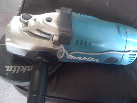 ขายเครื่องเจียหิน 7 นิ้ว makita