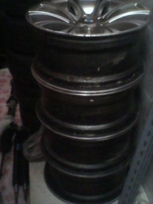 ขายล้้อ bmw ขอบ 18 มี 4 วง 5500 บาท