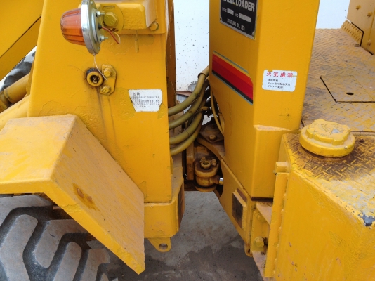 ขายรถตักเล็ก ครึ่งคิว แรงดี คล่องตัว แอวอ่อน