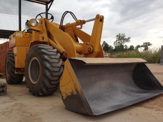 ขายรถตักเล็ก ครึ่งคิว แรงดี คล่องตัว แอวอ่อน