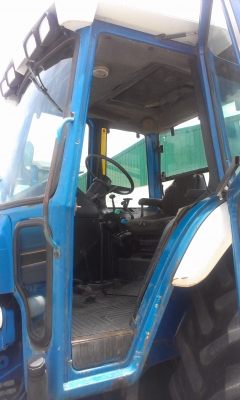 รถไถฟอร์ด 6410 เพลาเดียวห้องเก๋ง ขายเพียง 450,000 บาทเท่านั้น รถไถฟอร์ด 6410 เพลาเดียวห้องเก๋ง ขายเพียง 450,000 บาทเท่านั้น