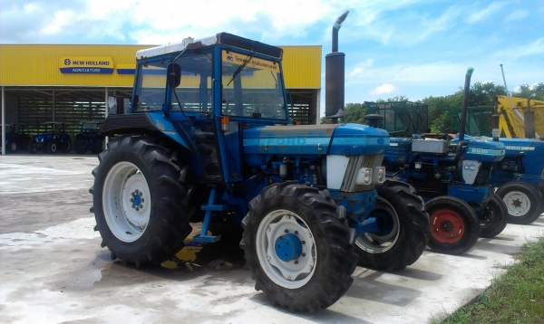 รถไถฟอร์ด 6610 สนใจติดต่อ 089-5285506