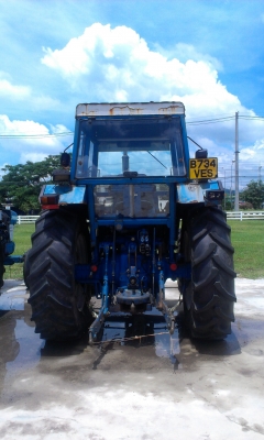 รถไถฟอร์ด 6610 สนใจติดต่อ 089-5285506