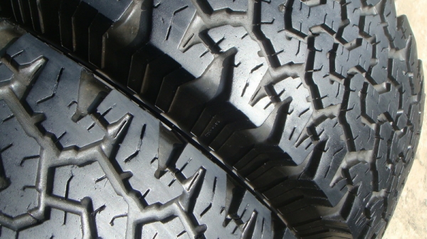 ขายยาง BF Goodrich Allterrain 265 70 r16 ปี10