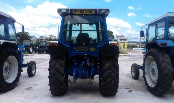 รถไถฟอร์ดเพลาเดียว 6610 เกียร์ข้าง 430,000 บาท