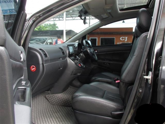 TOYOTA WISH 2.0Q LIMITED สวยสภาพเยี่ยม ออกรถฟรีดาวน์ TOYOTA WISH 2.0Q LIMITED สวยสภาพเยี่ยม ออกรถฟรีดาวน์