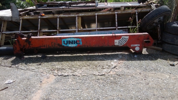 เครน  UNIC 3 ตัน4ปอก