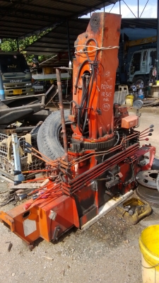 เครน  UNIC 3 ตัน4ปอก