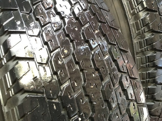 ขายล้อวีโก้พรีรันเนอร์ตัวใหม่ 6 รู ขอบ15 พร้อมยาง ....... สวยๆ เชิญครับ