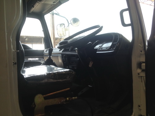 ขาย isuzu deca กระบะดั้มสามมิตร เครื่อง 6HK1 240 แรงม้าสภาพใหม่ป้ายแดงทำใหม่ทั้งคันกระบะใหม่หัวเก๋งใหม่ยางใหม่หมด คัชซีตรงรุ่น คุ้มค่ากว่ารถใหม่ครับ