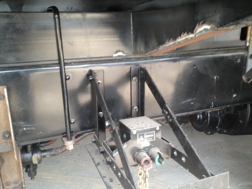 ขาย isuzu deca กระบะดั้มสามมิตร เครื่อง 6HK1 240 แรงม้าสภาพใหม่ป้ายแดงทำใหม่ทั้งคันกระบะใหม่หัวเก๋งใหม่ยางใหม่หมด คัชซีตรงรุ่น คุ้มค่ากว่ารถใหม่ครับ