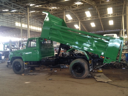 ยุครถแพงต้องคันนี้ถูกคุ้มแน่นอน 6 ล้อยาง 900 เครื่อง 185 แรง เครื่องดีคัชซีเงาปิ้งวิ่งดินสบายคืนทุนไม่กี่เดือนเชิญมาดูและพิสูจณ์รีบเลยครับเหลือน้อยแล้วทะเบียนมีแน่นอนรถเดิมๆทำกระบะเพิ่มสุดคุ้ม