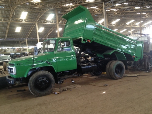 ยุครถแพงต้องคันนี้ถูกคุ้มแน่นอน 6 ล้อยาง 900 เครื่อง 185 แรง เครื่องดีคัชซีเงาปิ้งวิ่งดินสบายคืนทุนไม่กี่เดือนเชิญมาดูและพิสูจณ์รีบเลยครับเหลือน้อยแล้วทะเบียนมีแน่นอนรถเดิมๆทำกระบะเพิ่มสุดคุ้ม