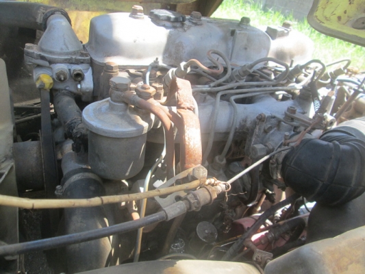 ขายเครื่องพร้อมเกียร TOYOTA BU3000 ขายเครื่องพร้อมเกียร TOYOTA BU3000