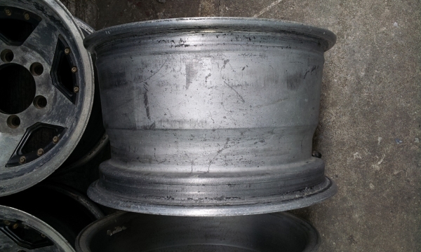 ขายล้อแม็ก ขอบ15 6รู ลายแนวเรโท ขายล้อแม็ก ขอบ15 6รู ลายแนวเรโท