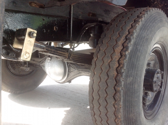 ขายรถบรรทุก 4 ล้อกลาง ขายรถบรรทุก 4 ล้อกลาง