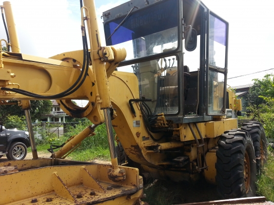 ขายด่วน รถเกรด KOMATSU GD625A-1 ราคาคุยกันได้