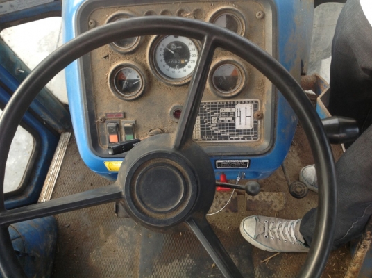 ขายรถไถ Ford 7710 นำเข้า ราคาไม่แพง