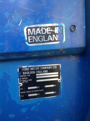 ขายรถไถ Ford7910 นำเข้าไม่เคยผ่านงานในประเทศ ราคาไม่แพง