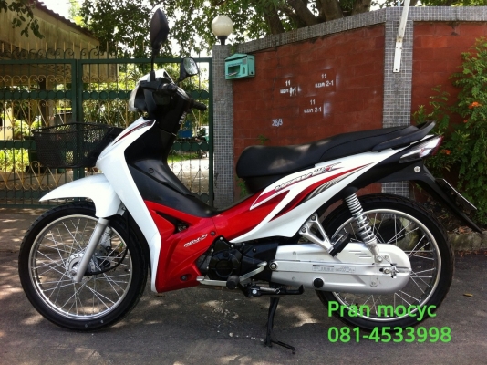 ขายhonda wave สีขาวเเดง ปี25555