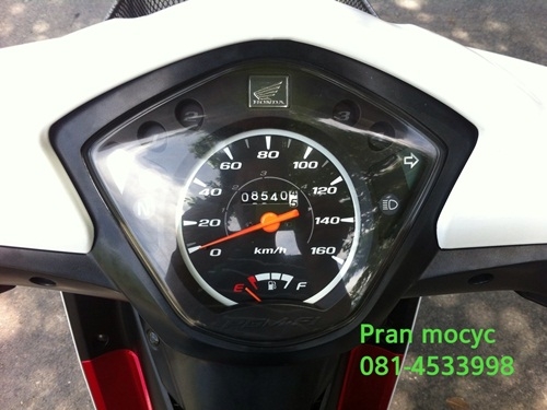 ขายhonda wave สีขาวเเดง ปี25555 ขายhonda wave สีขาวเเดง ปี25555