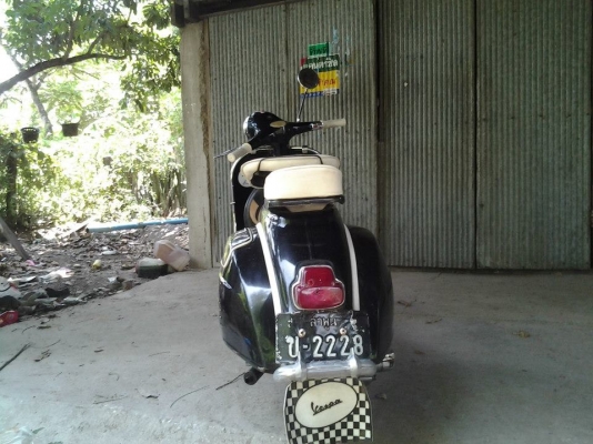 ขายด่วน เวสป้า สปริ้น 150  0808465298