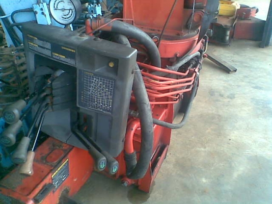 ขายเครน UNIC URA 294 เครน 3 ตัน 4 ปลอก เครนมือสองสภาพดีจากญี่ปุ่น ขายเครน UNIC URA 294 เครน 3 ตัน 4 ปลอก เครนมือสองสภาพดีจากญี่ปุ่น