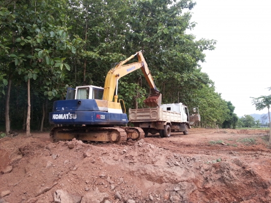 แมคโฮ โคมัสสุ120-3 แมคโฮ โคมัสสุ120-3