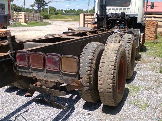 MITSUBISHI  FN527 TF 68xx 12 ล้อ 2 เพลา หัวคัสซี