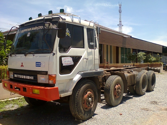 MITSUBISHI  FN527 TF 68xx 12 ล้อ 2 เพลา หัวคัสซี