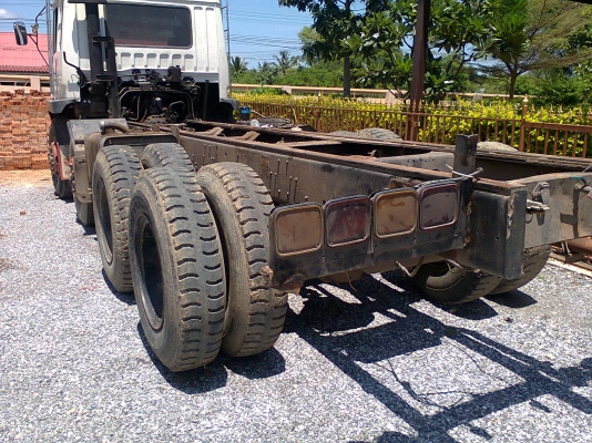 MITSUBISHI  FN527 TF 68xx 12 ล้อ 2 เพลา หัวคัสซี