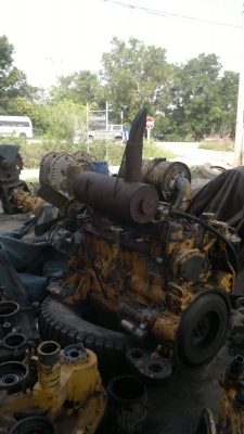 ขายครับ เครื่อง KOMATSU 200-2  6D105 สนใจโทรสอบถามได้นะครับ