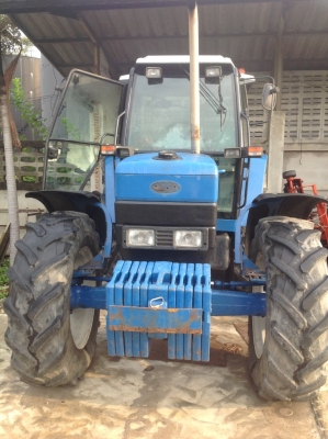 ขายรถไถ Ford 8340 นำเข้าสภาพดี ราคาไม่แพงครับ