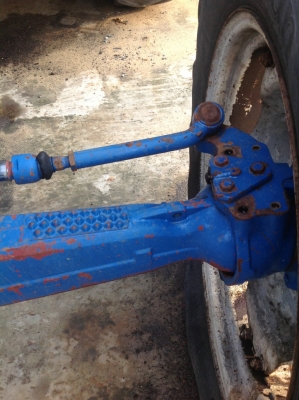 ขายรถไถ Ford 8340 นำเข้าสภาพดี ราคาไม่แพงครับ