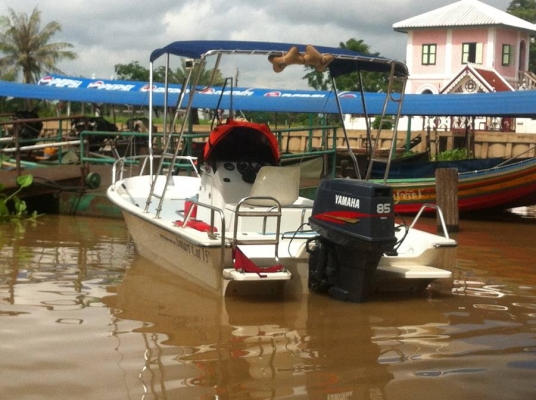 ลดราคา เรือใหม่ ไม่มีเวลาเล่น Smart Cat 15 ฟุต