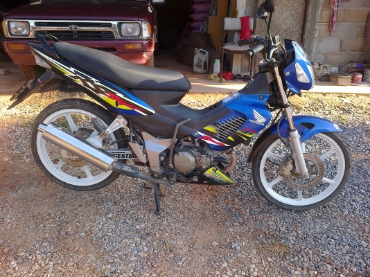 HONDA SONIC125 ปี 46 เจ้าของขายเอง