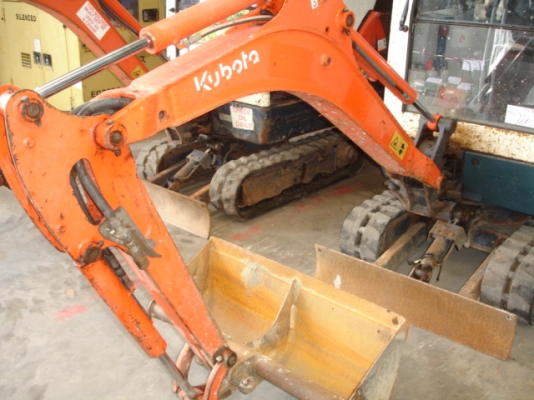 โปรโมชั่นราคา 390,000 บาท ขายรถบดเล็ก Kubota KX36-3 #563360 สินค้าอยู่ที่โกดังแล้วค่ะ