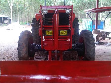 ขายรถไถ Kubota M5000 (4WD) พร้อมดันหน้า ขายรถไถ Kubota M5000 (4WD) พร้อมดันหน้า