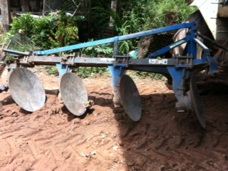 ฟอร์ด 6610 2เพลา เสื้อลาย มีทะเบียน ขาย 600000 บาท