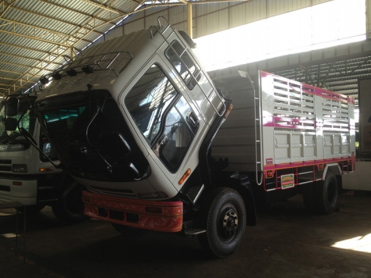 เหลืออีกหลายคันครับ สภาพป้ายแดง DECA 6 ล้อ ดั้มเครื่อง 6HK1 สภาพสวยมากทำใหม่ทั้งคันพร้อมทะเบียนกระบะดั้มคอกสูงเหมือนใหม่มีเล่มทะเบียนพร้อมเรียบร้อย สนใจเข้ามาเลยครับราคาไม่ใช่ปัญหาขอแค่เข้ามาหรือโทรมาคุยได้เลยครับ