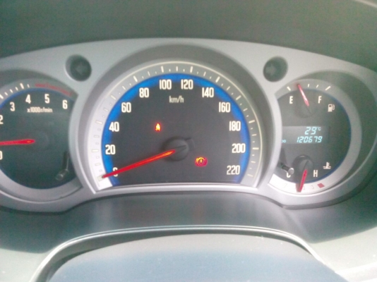 *****ลดราคาพิเศษ***** รถบ้าน ISUZU HI-LANDER 2.5 CAB รุ่นประหยัด ยอดนิยม สภาพป้ายแดง ขายถูก ด่วนครับ